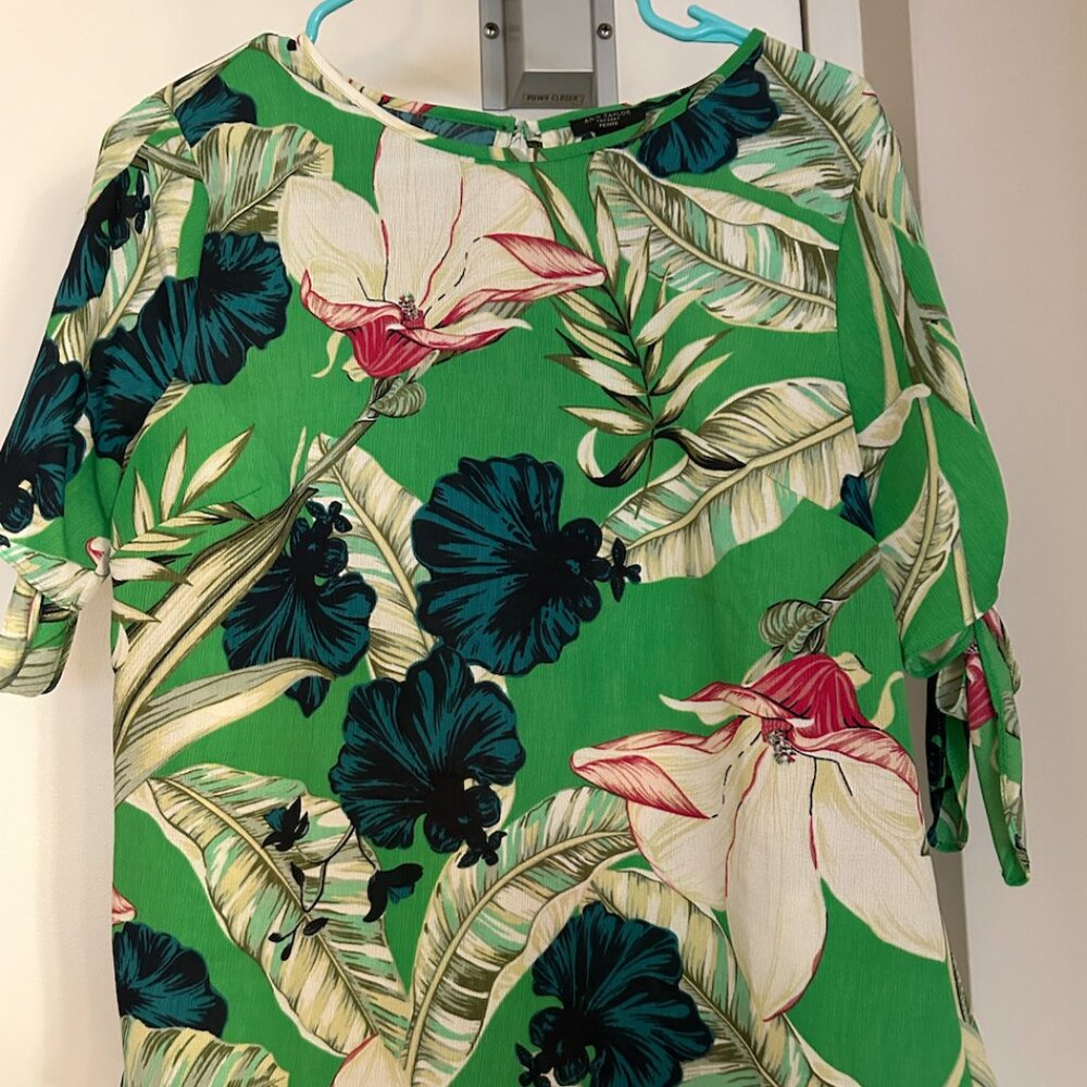 LOFT flowered blouse